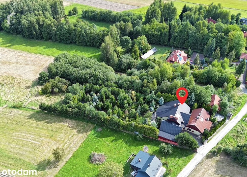 Komfortowy dom z pięknym ogrodem!