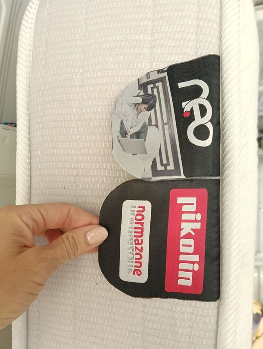Cama com cabeceira nova
