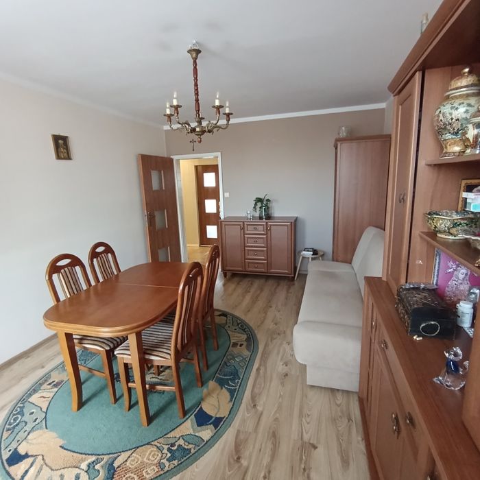 Sprzedam 3-pokojowe mieszkanie z balkonem – 59 m2