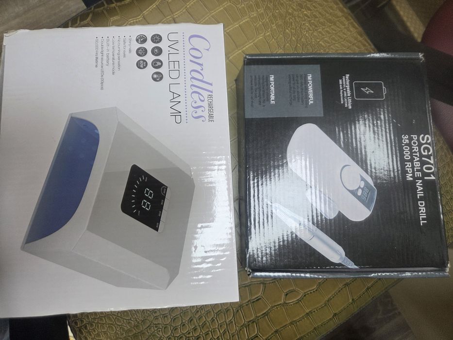 Набор : акумуляторна лампа і акуиуляторний фрезер