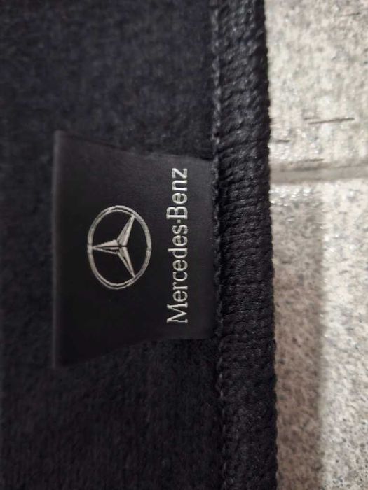 Tapete Mercedes Classe C W205 (original)