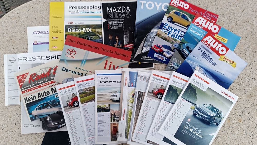 TOYOTA Magazin NISSAN Live HONDA MAZDA Pressespiegel Gazety katalogi