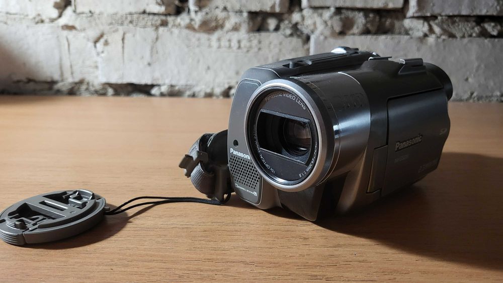Відеокамера Panasonic NV-GS230EE