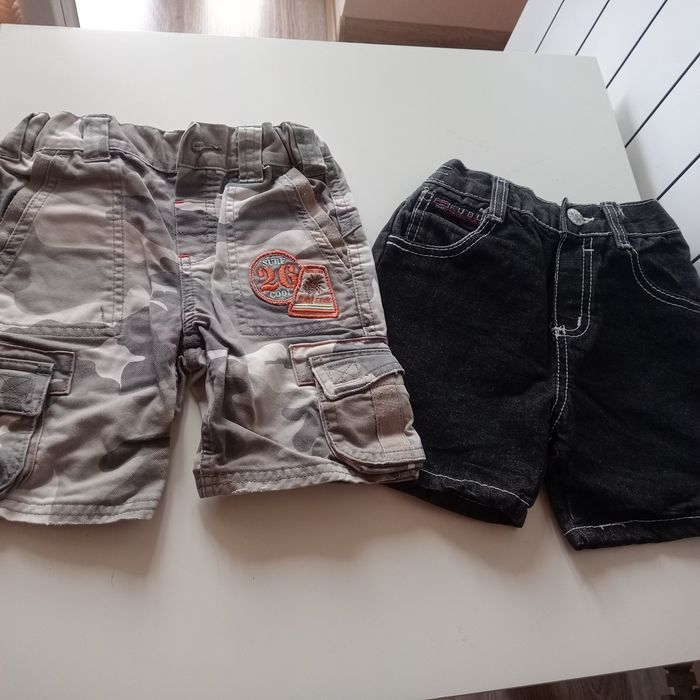Spodenki chłopięce 18-24 m-ce  2 szt