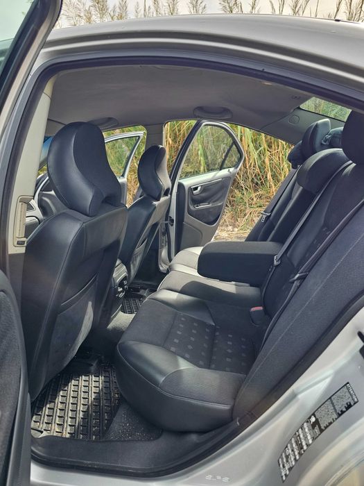 Volvo S60 2.0T 180cv