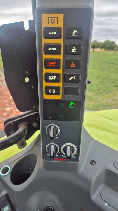Claas Arion 610 pneumatyka