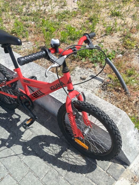 Duas bicicletas de Criança