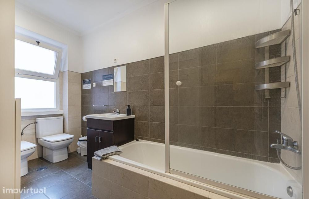 Quarto - localizado em Sete Rios Lisbon