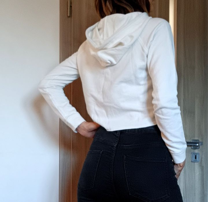 Mleczno-biała bluza z kapturem S