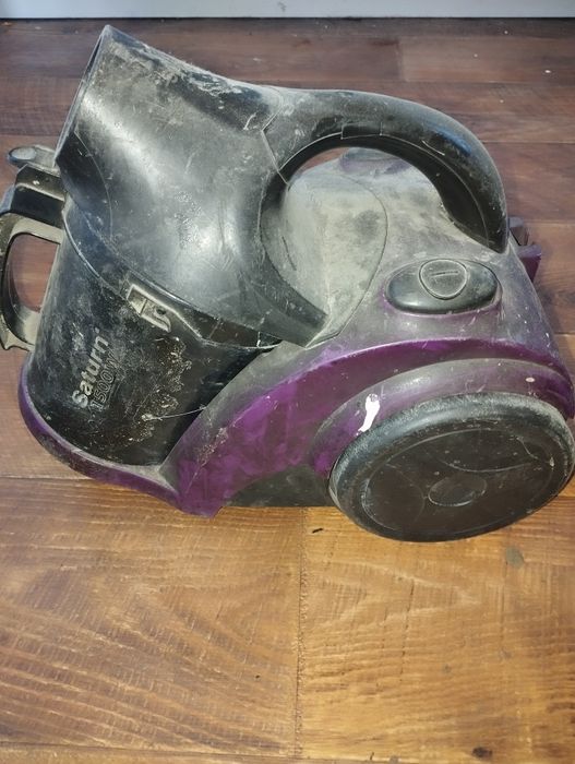 Пилосос, пилосмок Saturn