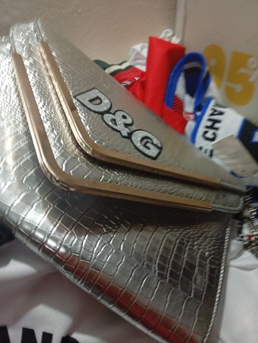 Conjunto de  4malas em bom estado