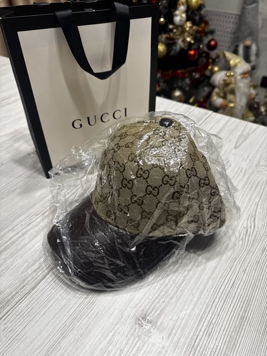 Кепка GUCCI  Новая с биркой Оригинал !