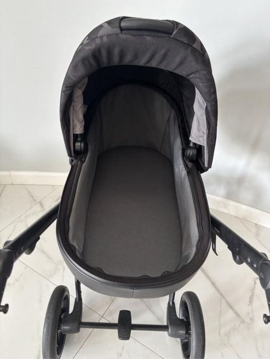Продам каляску Anex m type 2в1