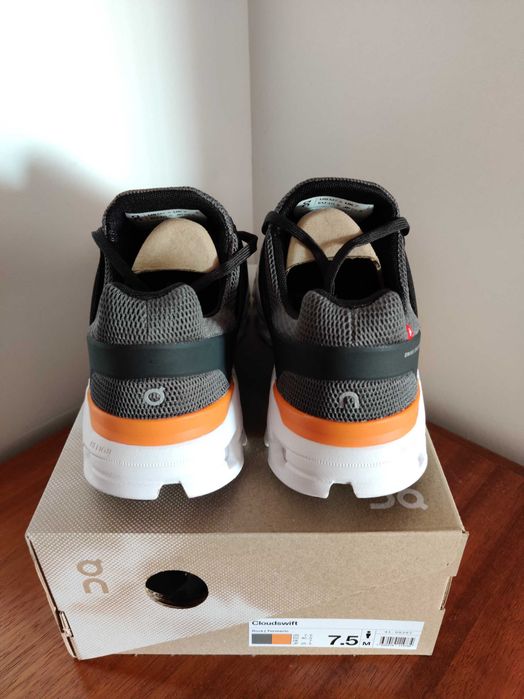 Ténis Sapatilhas On Running Cloudswift NOVOS