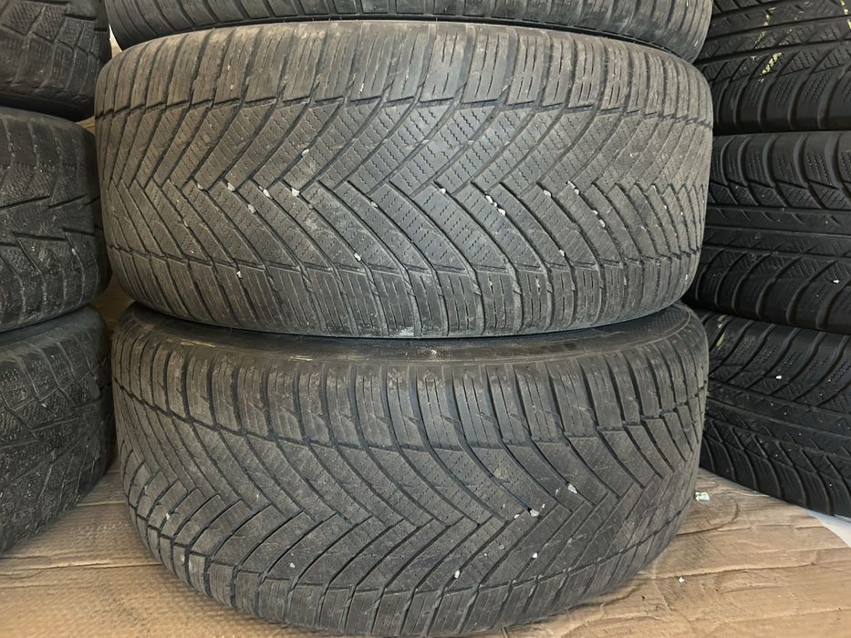 Imperial 235/40 R18