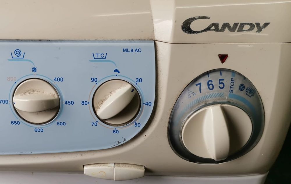 Vendo motor e duas placas de máquina lavar Candy.