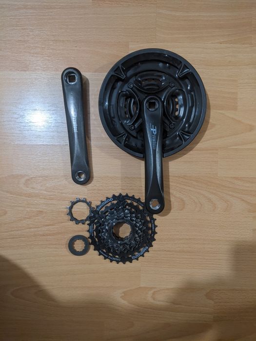 Шатуны и кассета для велосипеда