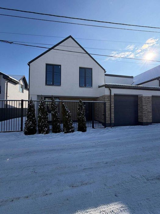 Продаж дуплексу, Заріччя