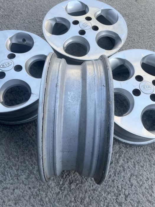 Легкосплавніw диски 4*100R15 Hundai, Kia, Mazda