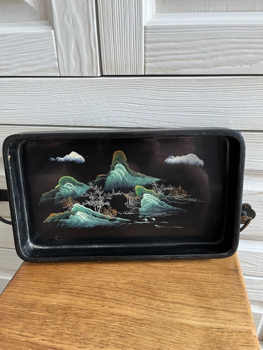 Orientalna taca lakierowana ręcznie malowana