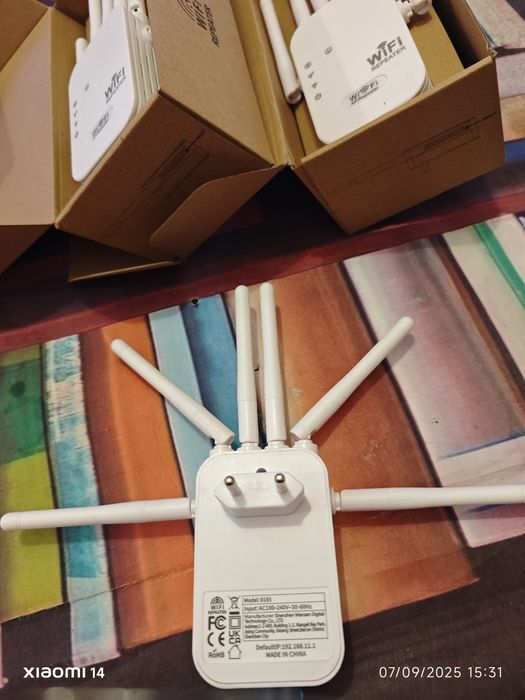 3 Repetidores WiFi OURLIFE  (novos)