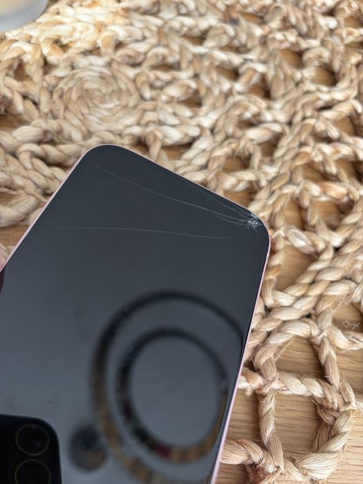 Iphone 15 256gb рожевий