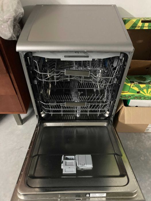 Máquina de lavar loiça como nova64584839151619121