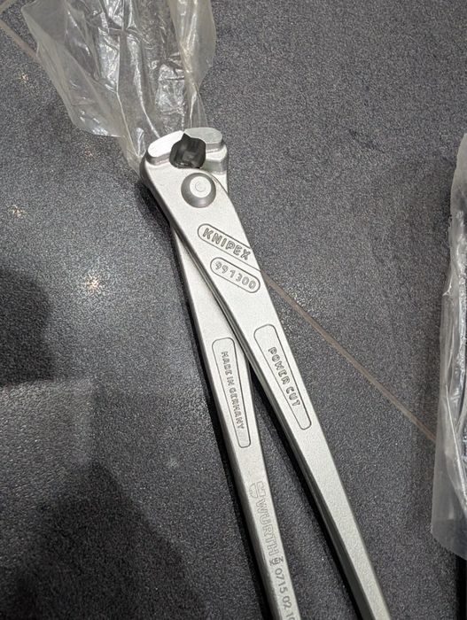 Cangi Knipex trzy pary