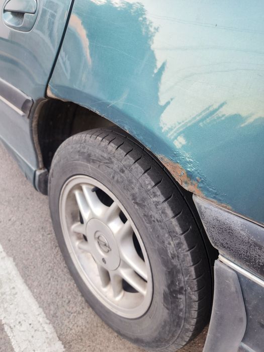 Opel Omega B 3.0