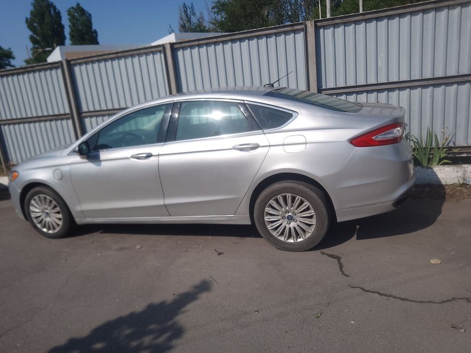 Ford Fusion плагин energy
