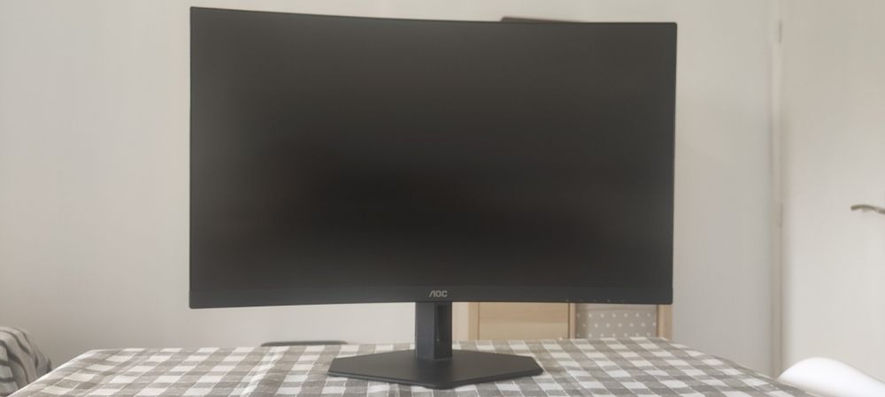 Monitor curvo 27" AOC Gaming Novo