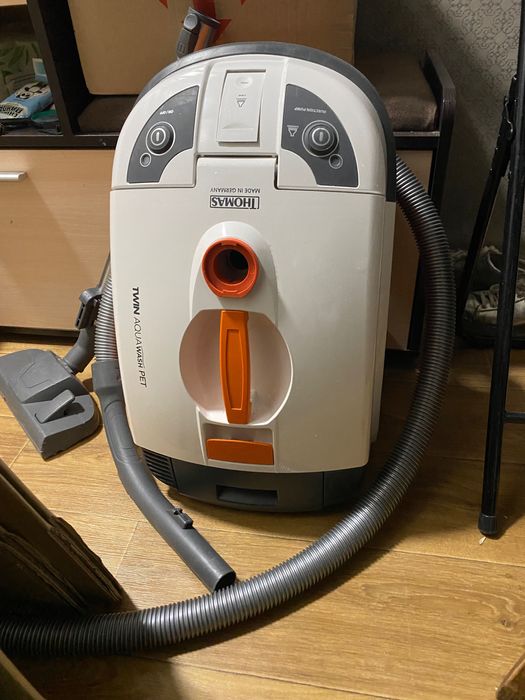 Миючий пилосмок Thomas TWIN AQUAWASH PET