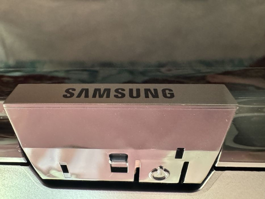 Телевізор Samsung UE50NU7090