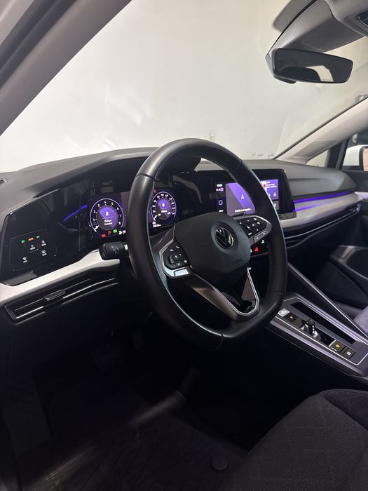 Volkswagen Golf 1.5 TSI DSG
