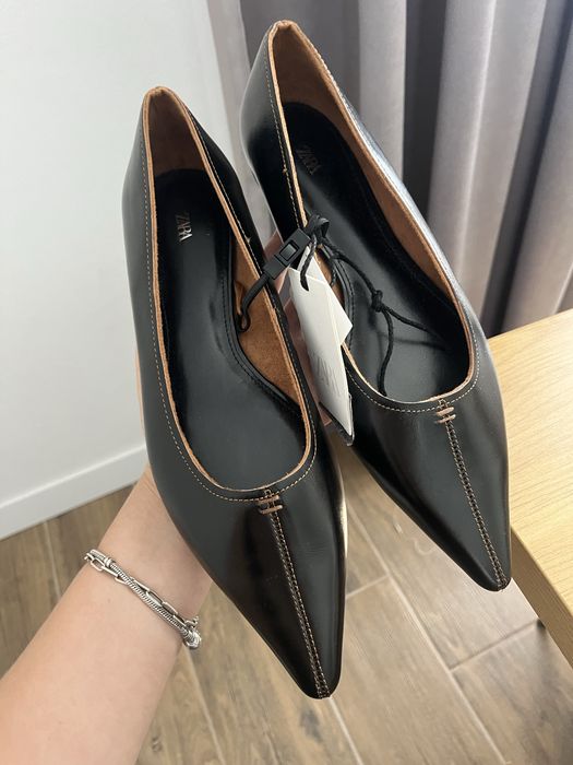 Шкіряні балетки zara