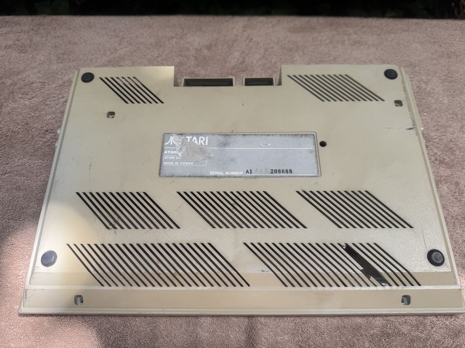Atari 65 , 130 lub 800 XE  - obudowa kompletna