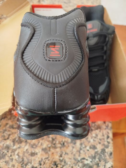 Vendo Nike  shox tl  novas  n:42