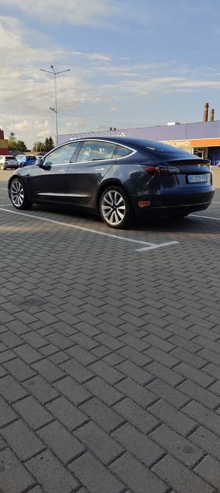 Tesla model 3 2019р.