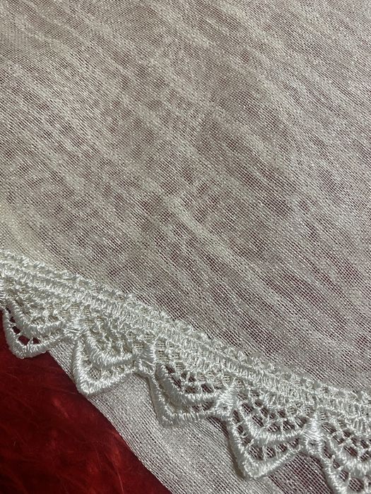 Гардины 2 шт молочного цвета с небольшим отливом