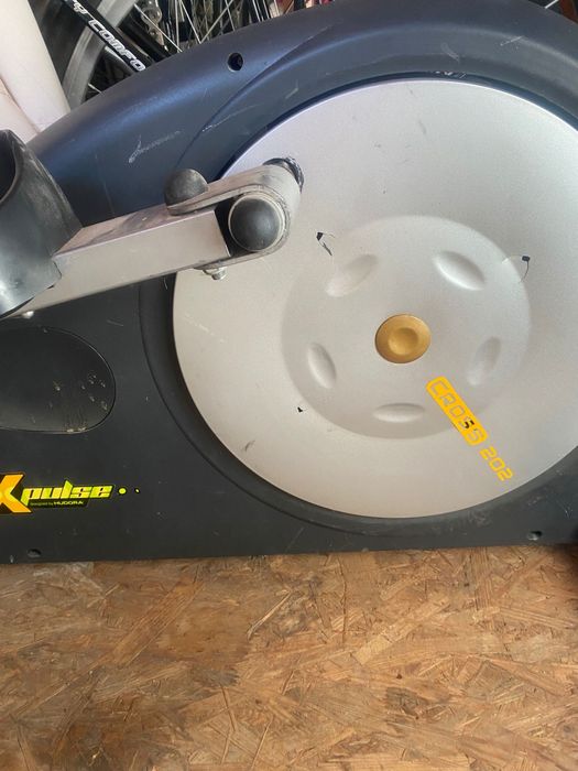 Orbitrek magnetyczny Cross 202 XPulse - Solidny