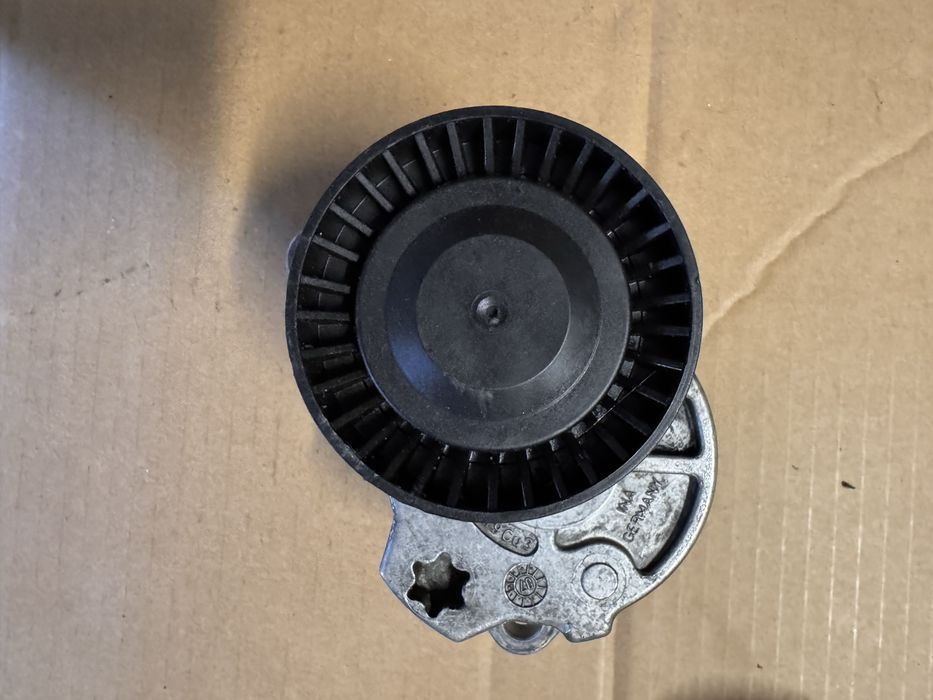 Volvo 2.4t pecas varias Motor