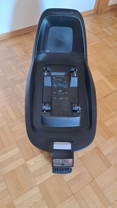 Świetny stan Maxi Cosi Pearl Smart i-Size i Baza FamilyFix One i-Size ISOFIX