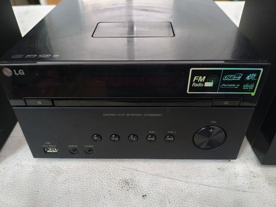 Micro Hi fi LG CM2520