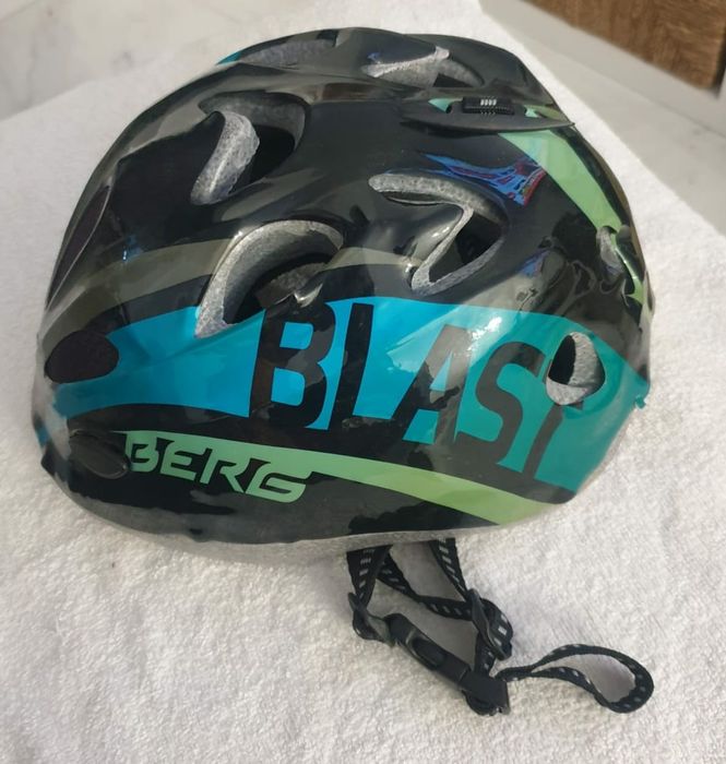Capacete em bom estado para Skate Bicicleta etc