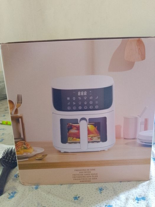 Fritadeira sem óleo 5,5l  nova na caixa