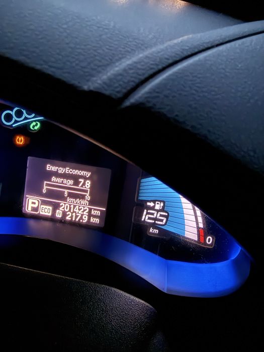 Nissan LEAF 2015