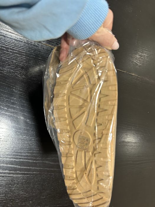 Bota com pelo camel