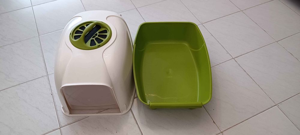 2 caixas de areia para gato