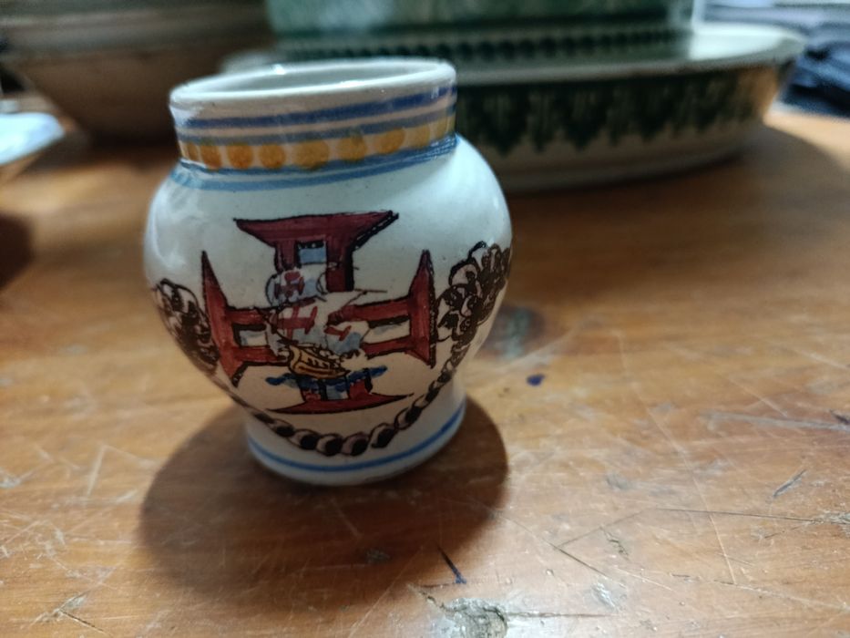 Jarra faiança portuguesa Campolide Lisboa