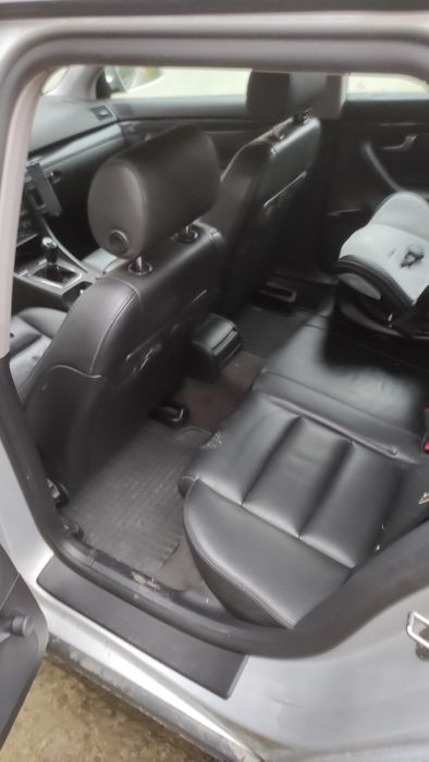 Audi a4b6. Продам.